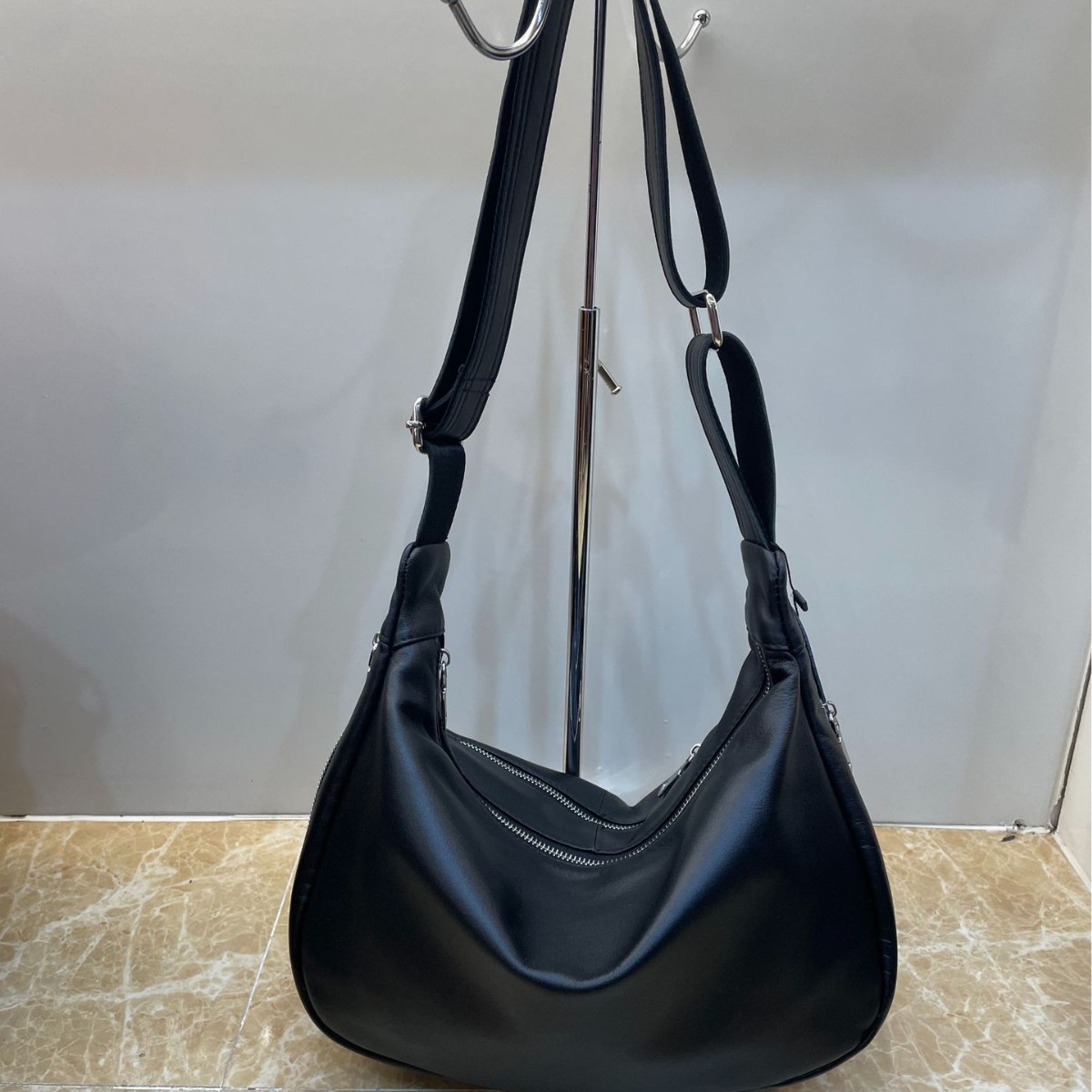 Nuevo bolso retro europeo y americano de cuero de hombro único bolso de mujer de tendencia transfronteriza bolso de hombro cruzado bolso de cuero de vaca de moda de gran capacidad