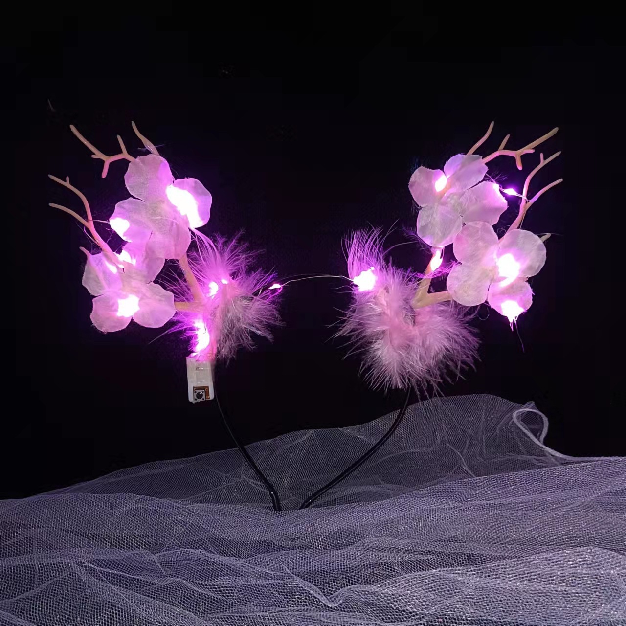 梅花粉羽毛大鹿角灯随机.jpg