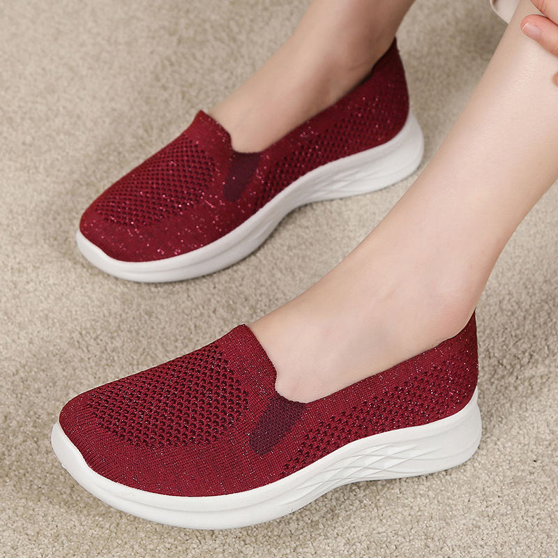 New 2025 Soft Sole Comfortable Walking Shoes Sports Casual Shoes Middle-aged and Elderly Mother Shoes Slip-on Breathable Women's Shoes New 2025 Soft Sole Comfortable Walking Shoes Sports Casual Shoes Middle-aged and Elderly Mother Shoes Slip-on Breathable Women's Shoes