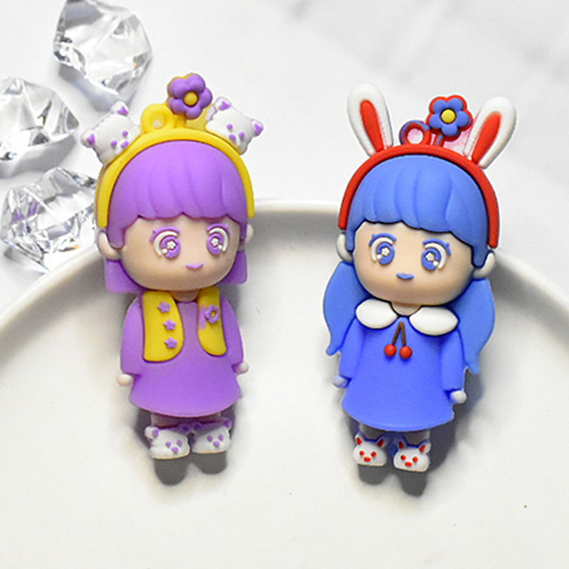 Девушка с повязкой для волос 1