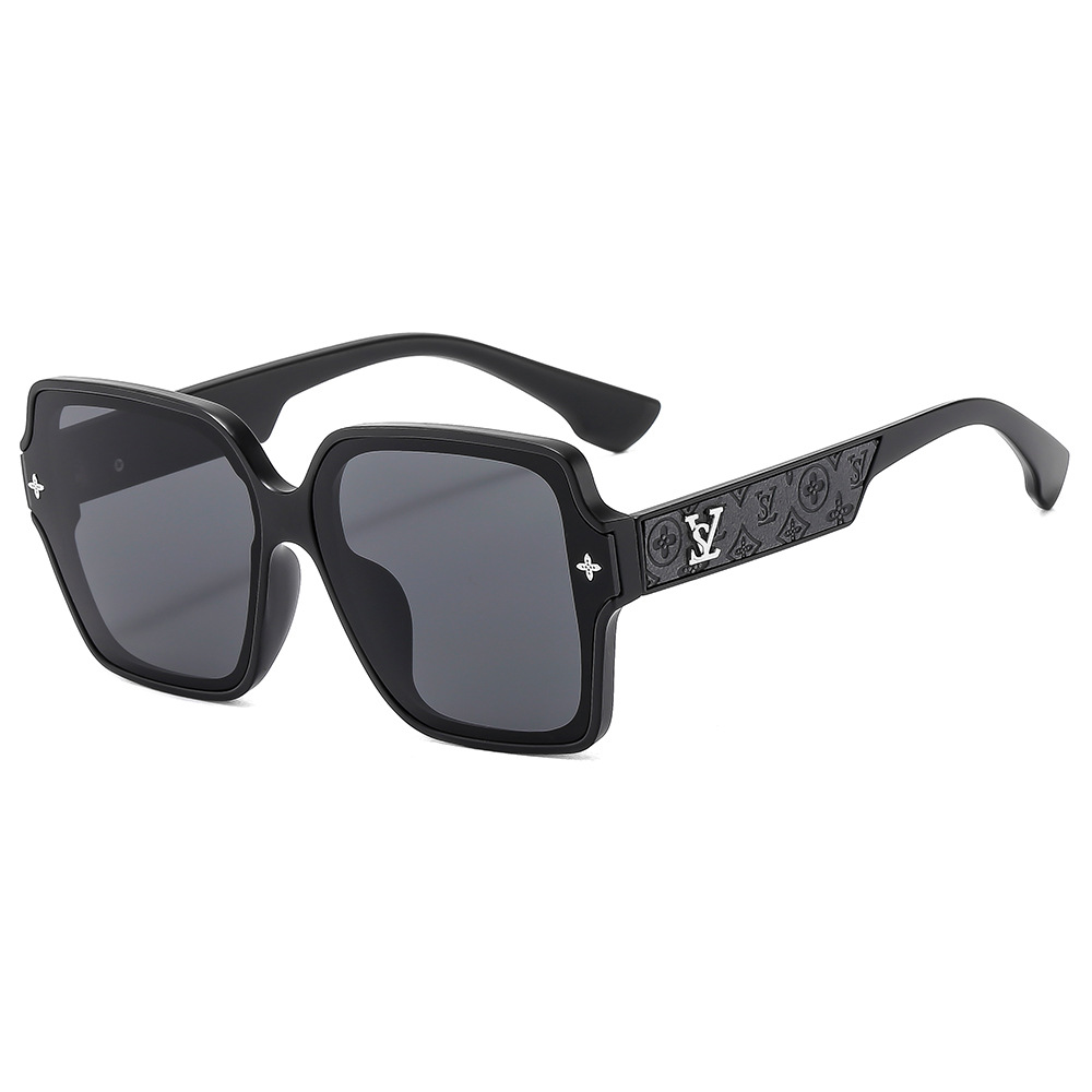 2024 New Yangshulin Square Frame Letter Women's High end Fashion Sunglasses_voghion.com