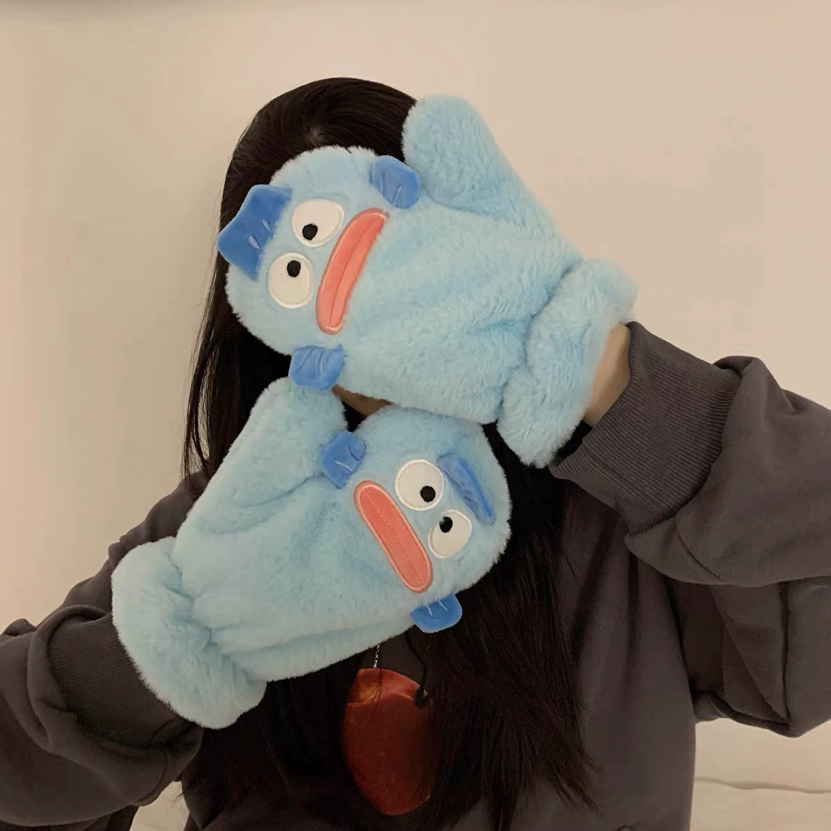 Cartoon scarf, gloves, brand keep warm set for elementary school students, increased thickness