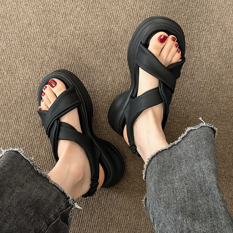 Romantic and delicate fashionable casual beach universal sandals…