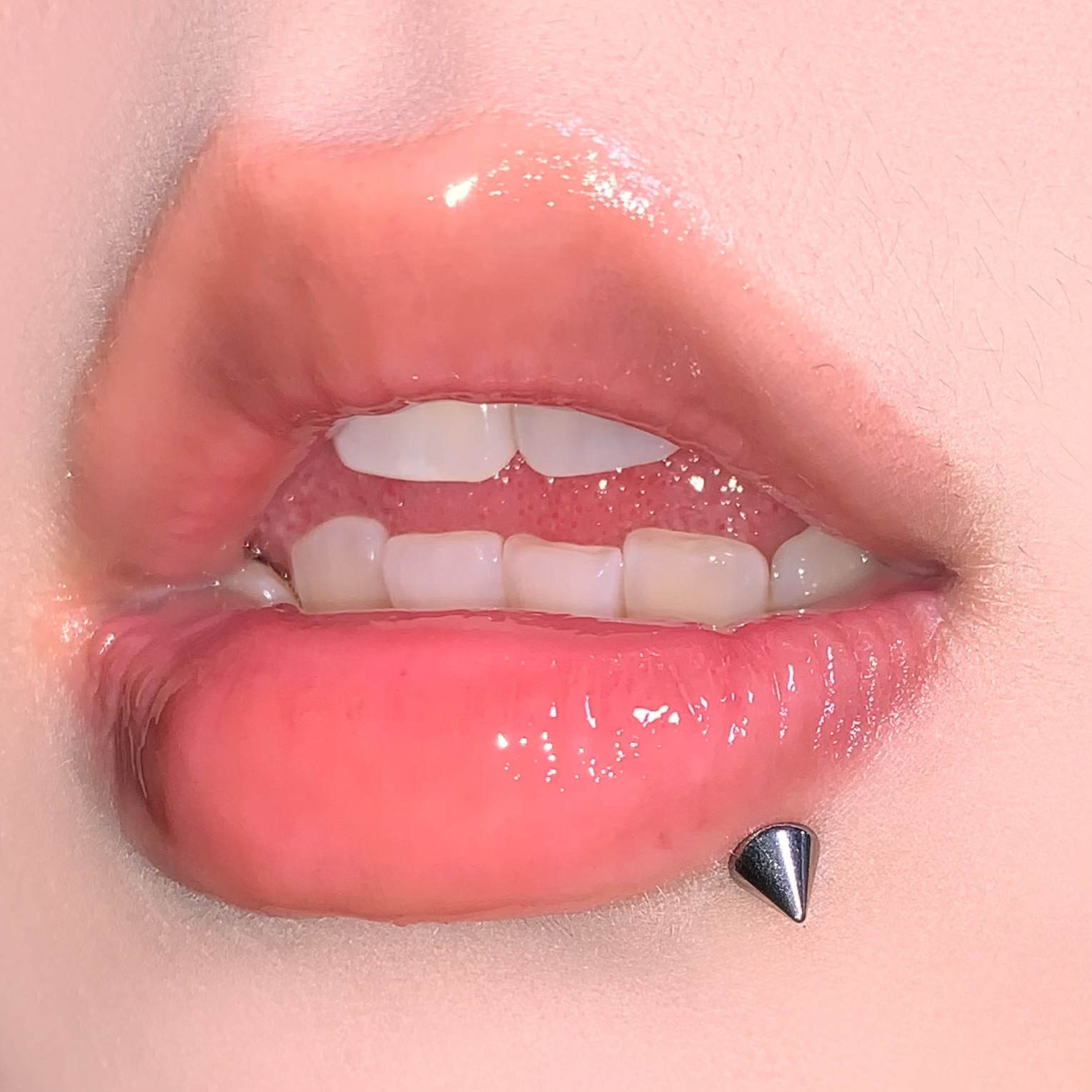 Pointed labret stud close-up product detail
