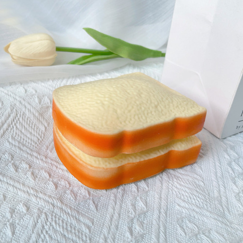 Yiwu wholesale cross-border new and unique flour toast TPR squeeze fun promotional goods student stress relief and venting toys