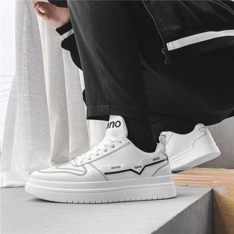 Zapatos de moda para hombres 2024 primavera nuevos zapatos de transmisión en vivo diseño de nicho casual popular en línea deportes zapatos blancos zapatos de mesa