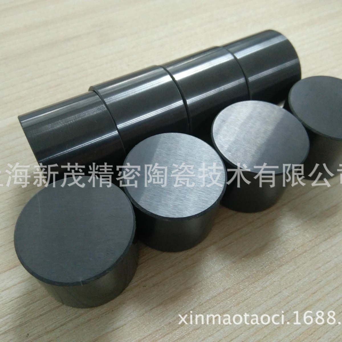 【加工制作】氮化硅陶瓷 保护管、滚柱、轴、棒、陶瓷柱塞、辊子