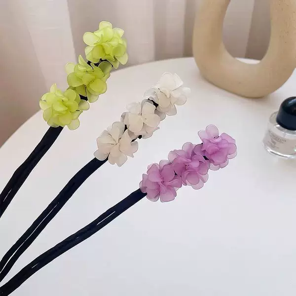 Frosted flower hair curler textured resin hydrangea flower hair stick female back spoon ball head hair updo artifact