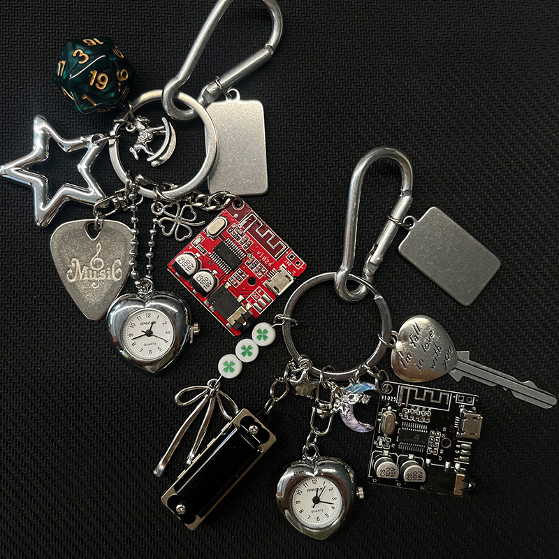 Retro Pocket Watch Guitar Pick Keychain Personalized Pendant Mechanical Elements Creative Couple Gift Bag Pendant