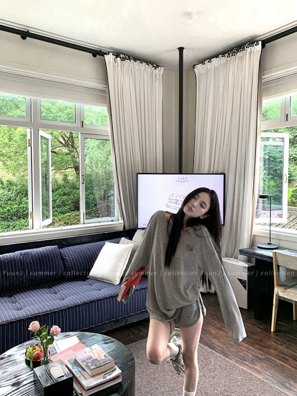kitty猫镂空刺绣长袖T恤女2025夏季新款纯欲百搭宽松圆领罩衫上衣|undefined