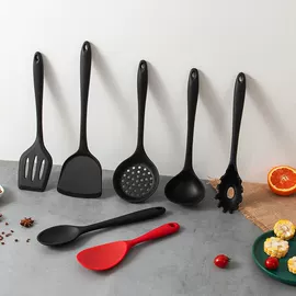 烹饪勺铲;食物夹;烘焙刮刀