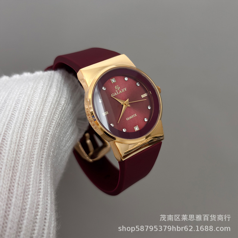GALAXY retro round women's watch, light luxury gold case, silicone strap, vintage commuter wristwatch, in stock at the factory GALAXY retro round women's watch, light luxury gold case, silicone strap, vintage commuter wristwatch, in stock at the factory