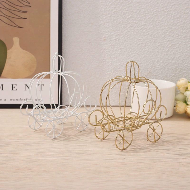 Wedding carriage, golden white iron wedding candy box, pumpkin cart metal iron box, candy box, wedding supplies
