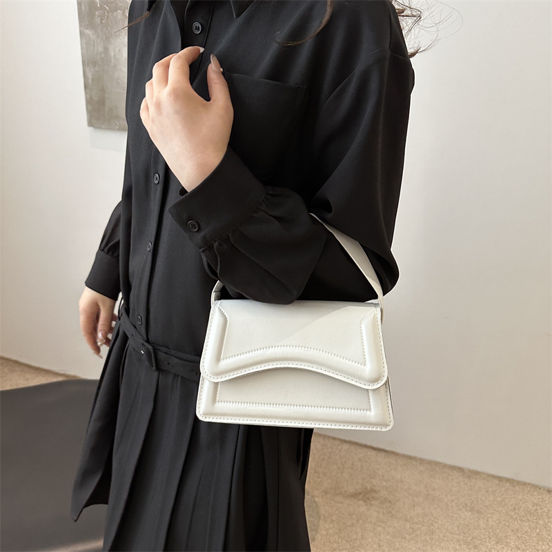 Bolso de color sólido casual de la calle 2024 nuevo bolso de mano casual nuevo bolso cuadrado pequeño simple de moda mujer