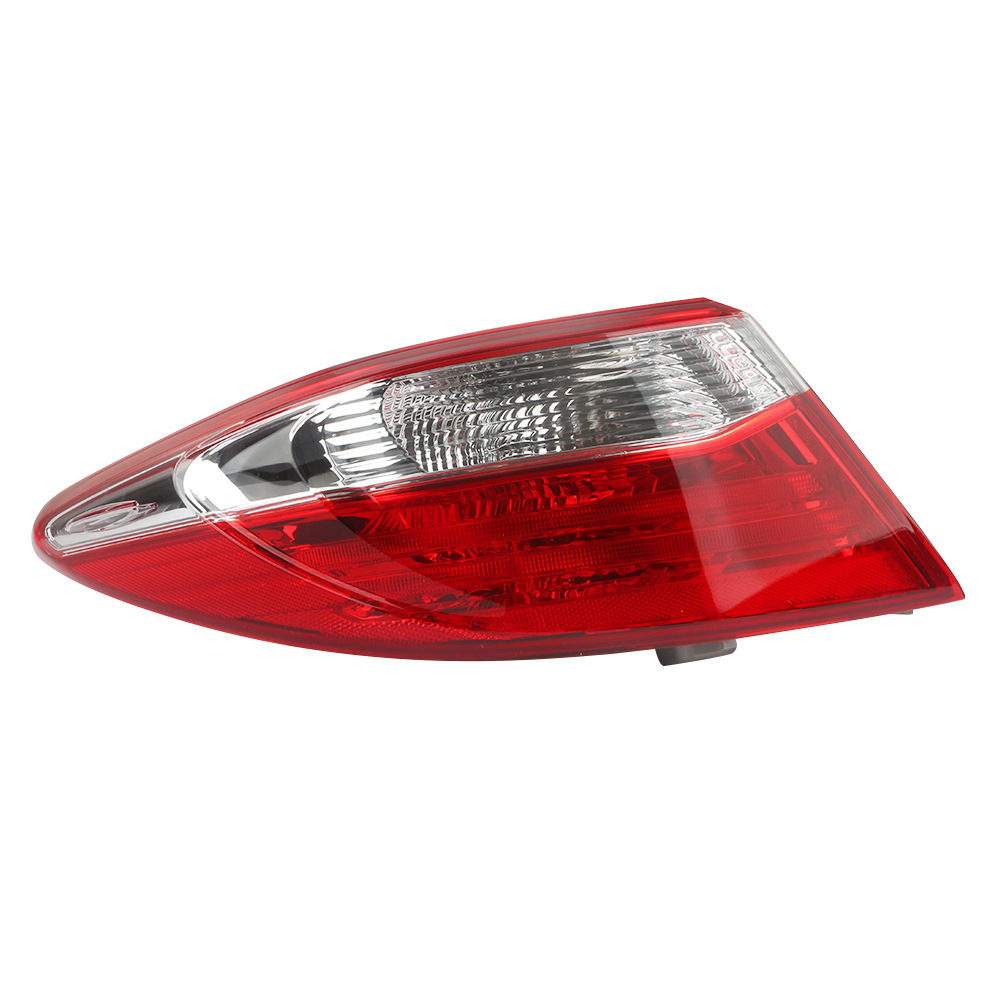 Aplicable a Toyota 15 / 16 / 17 Camry estándar de Estados Unidos semieconjunto de luz trasera, luz de marcha atrás de Estados Unidos, cubierta de luz de freno de aluminio
