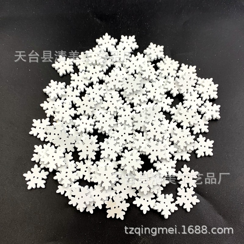 18mm blanco copo de nieve botones suministros de Navidad madera copo de nieve botones decorativos pintura accesorios de ropa de Navidad