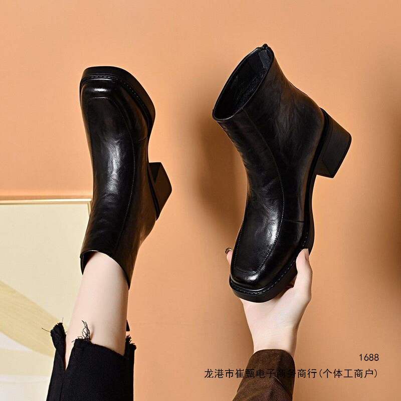 Women's thick-soled ankle boots, comfortable Chelsea boots for autumn and winter, 2026 new stylish mid-heel chunky heel versatile boots Women's thick-soled ankle boots, comfortable Chelsea boots for autumn and winter, 2026 new stylish mid-heel chunky heel versatile boots