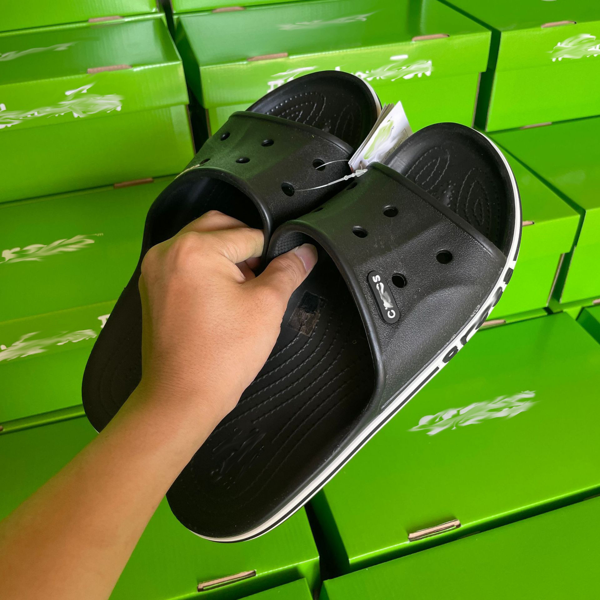Beiyapin flat flip-flops, sandals, wholesale couple's beach clogs, new women's models