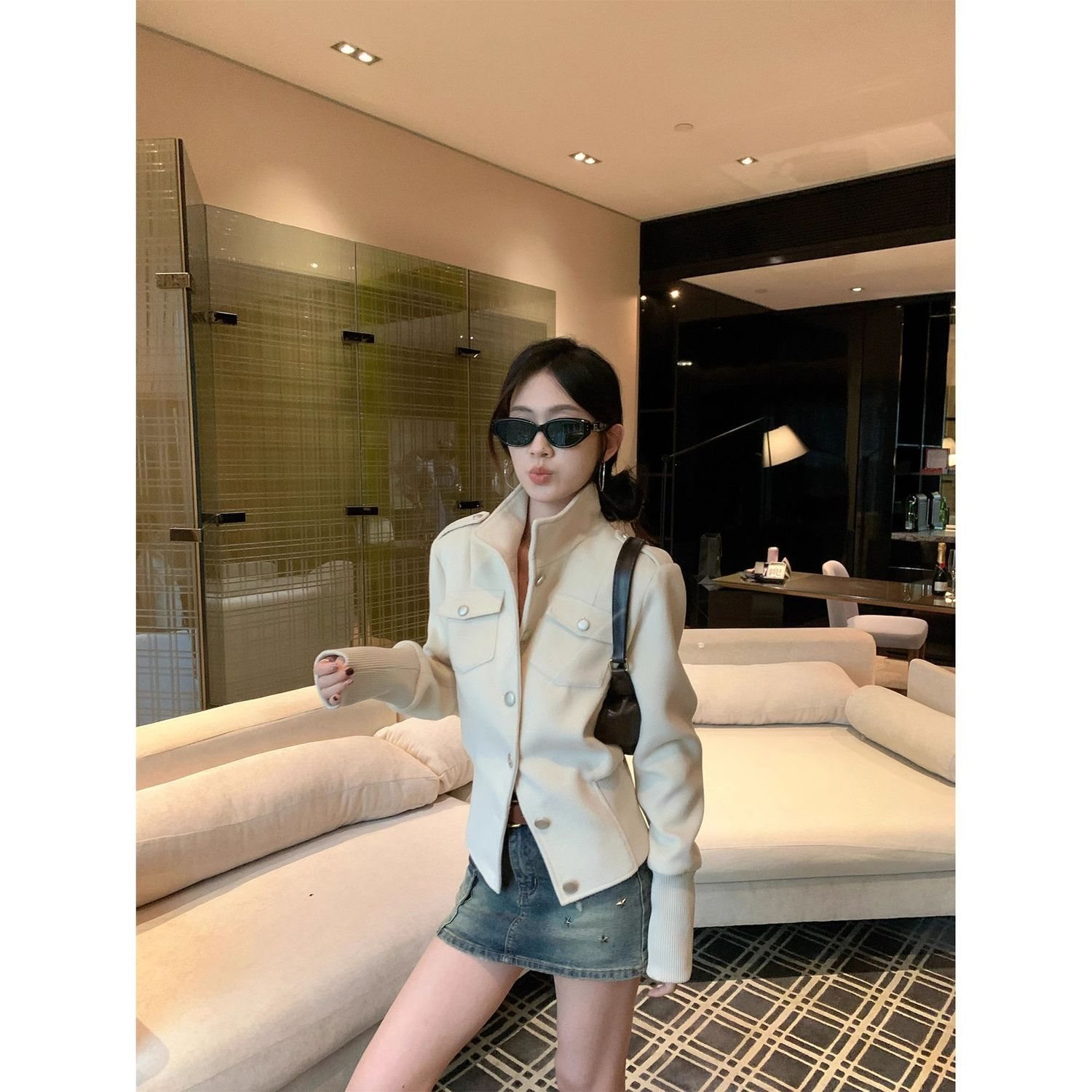 高级感杏色立领长袖毛呢外套女秋季2025新款宽松百搭气质开衫上衣