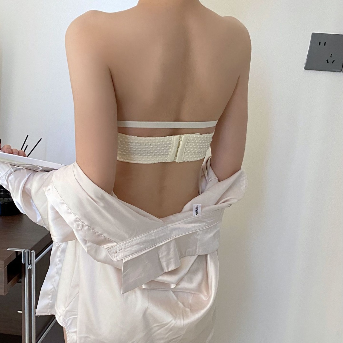 Pecho pequeño que no deja marcas, dos desgaste, recolección lateral, soporte superior, antideslizante, leche auxiliar, ropa interior cómoda, sujetador de texto para niña sin ropa interior