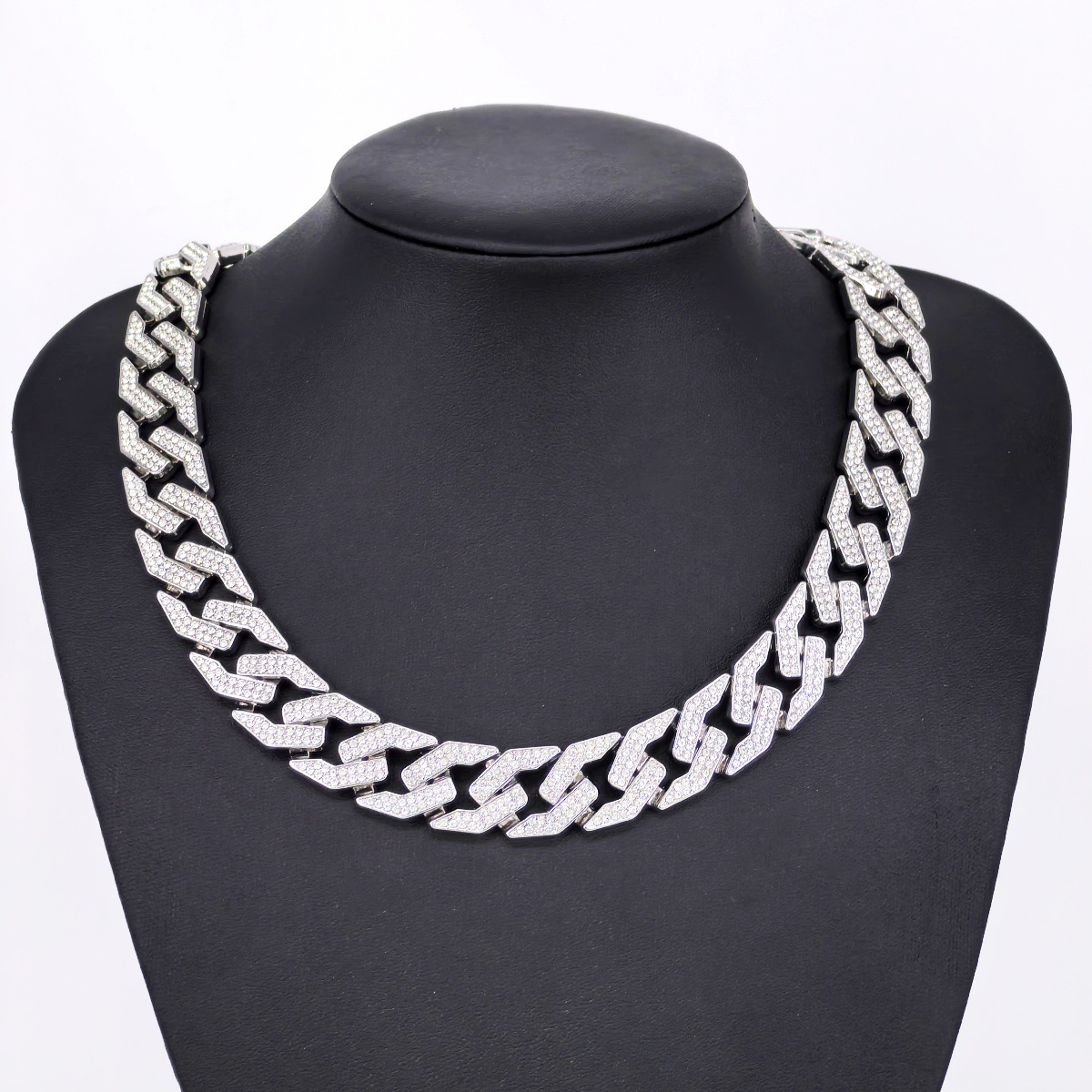 New hip-hop style 17mm flat wire simple trendy Cuban full diamond necklace large gold chain_voghion.com