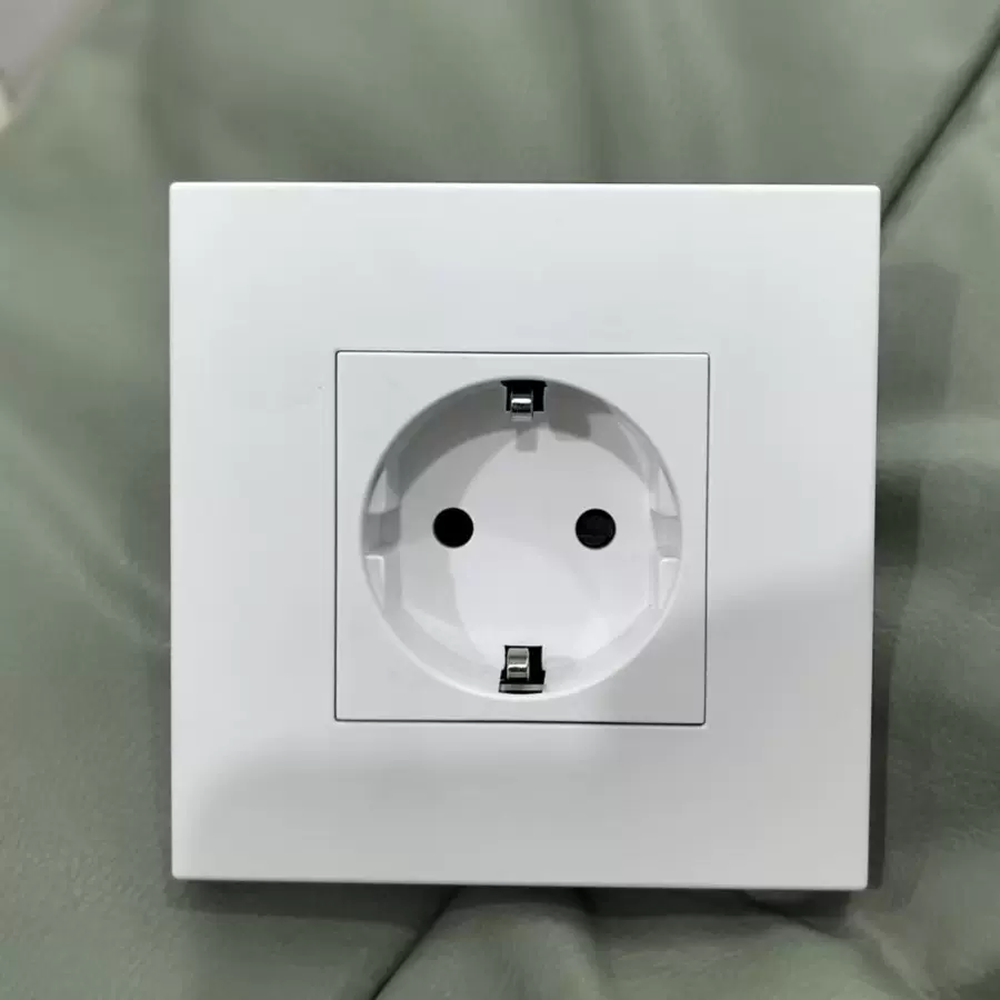 欧标暗装插座外贸专用插座86型墙壁插座