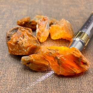 ��Ȼ�S��ëԭʯ���l�V�ﾧ�w�̌W�˱���ʯ�^�ղ�Ʒ�^�pʯë������