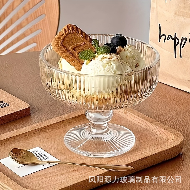 Retro simple vent helado tazón de vidrio rayas verticales de pies altos postres pudín taza de yogur bebida fría taza de bebida de jugo