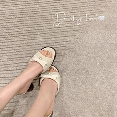 【スー・インインと同じスタイル】レディーススリッパ～イブニング用インポートラムスキンパールリボン太ヒールスリッパ