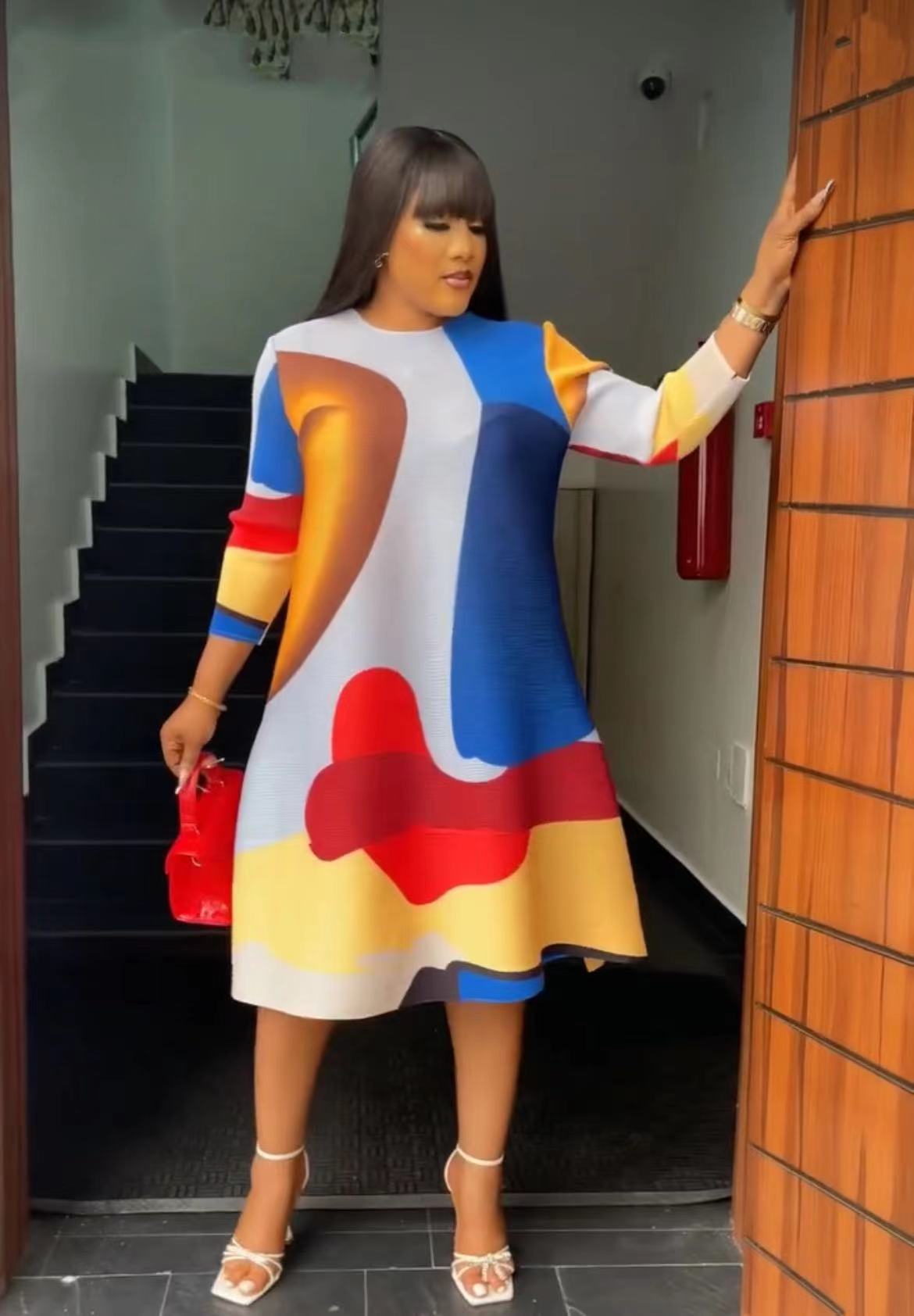 Robe ample à manches longues et col rond plissée pour femme_voghion.com
