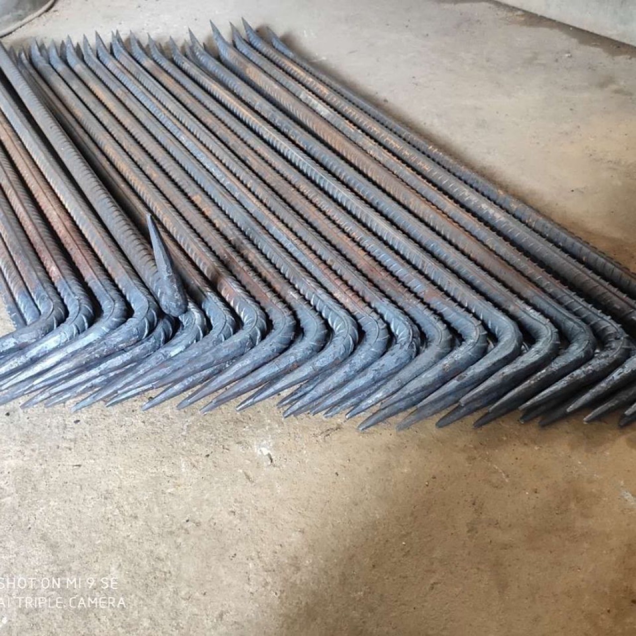 木工拆模撬杠撬棍头两头扁一对中间焊接铁管1米两头圆尖 尖头扁尾