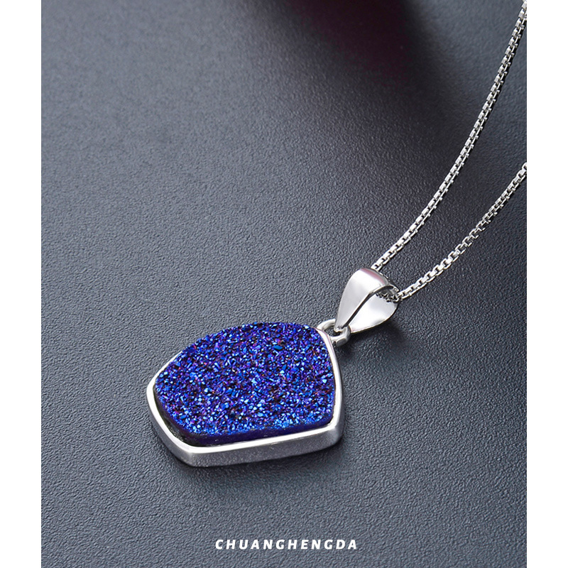 Colgante de plata esterlina s925 irregular para mujeres Europa y los Estados Unidos ins viento estrella colgante corto personalidad nicho de diseño joyas