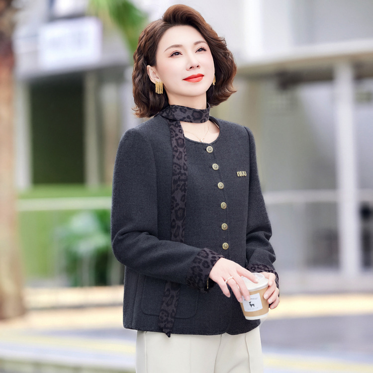新款女装妈妈外套40-60岁短款中老年女春装衣服50岁中年服装开衫|undefined