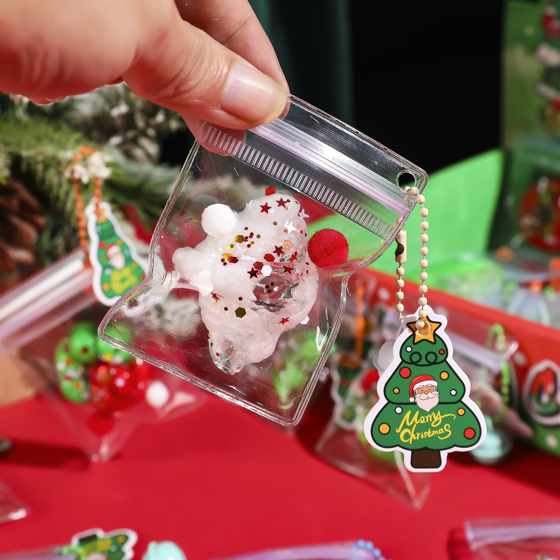 B Navidad pequeña nariz colgante pellizco pellizco colgante bolso colgante taza de agua colgante pellizco reducción de presión fábrica de venta directa