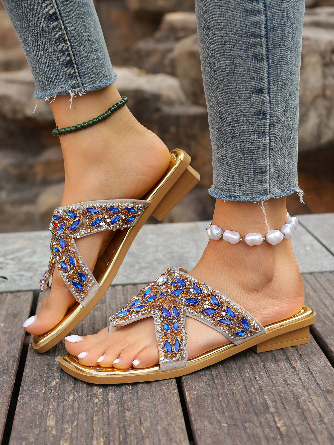 Sandały w stylu boho z diamentami płaskie damskie klapki_voghion.com