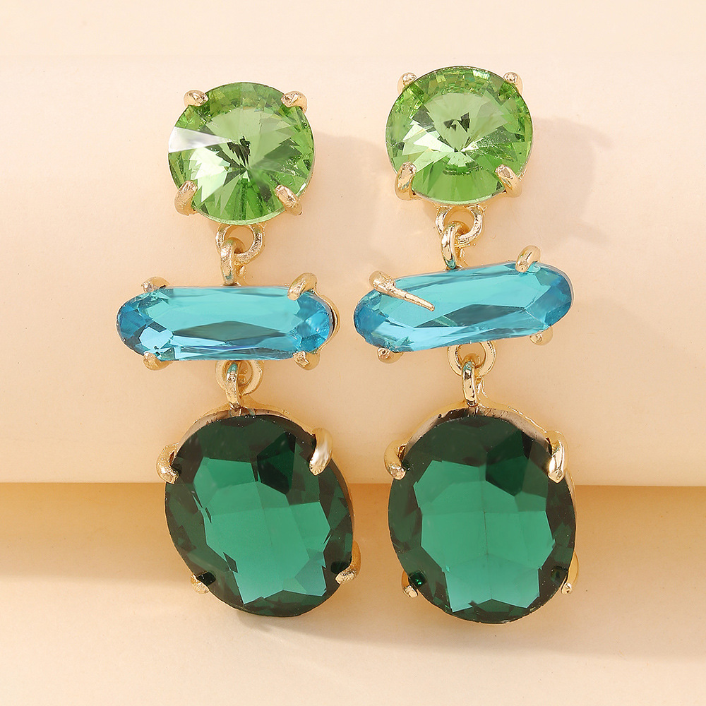 Fashion New Style Diamond Exaggerated Earrings display picture 10