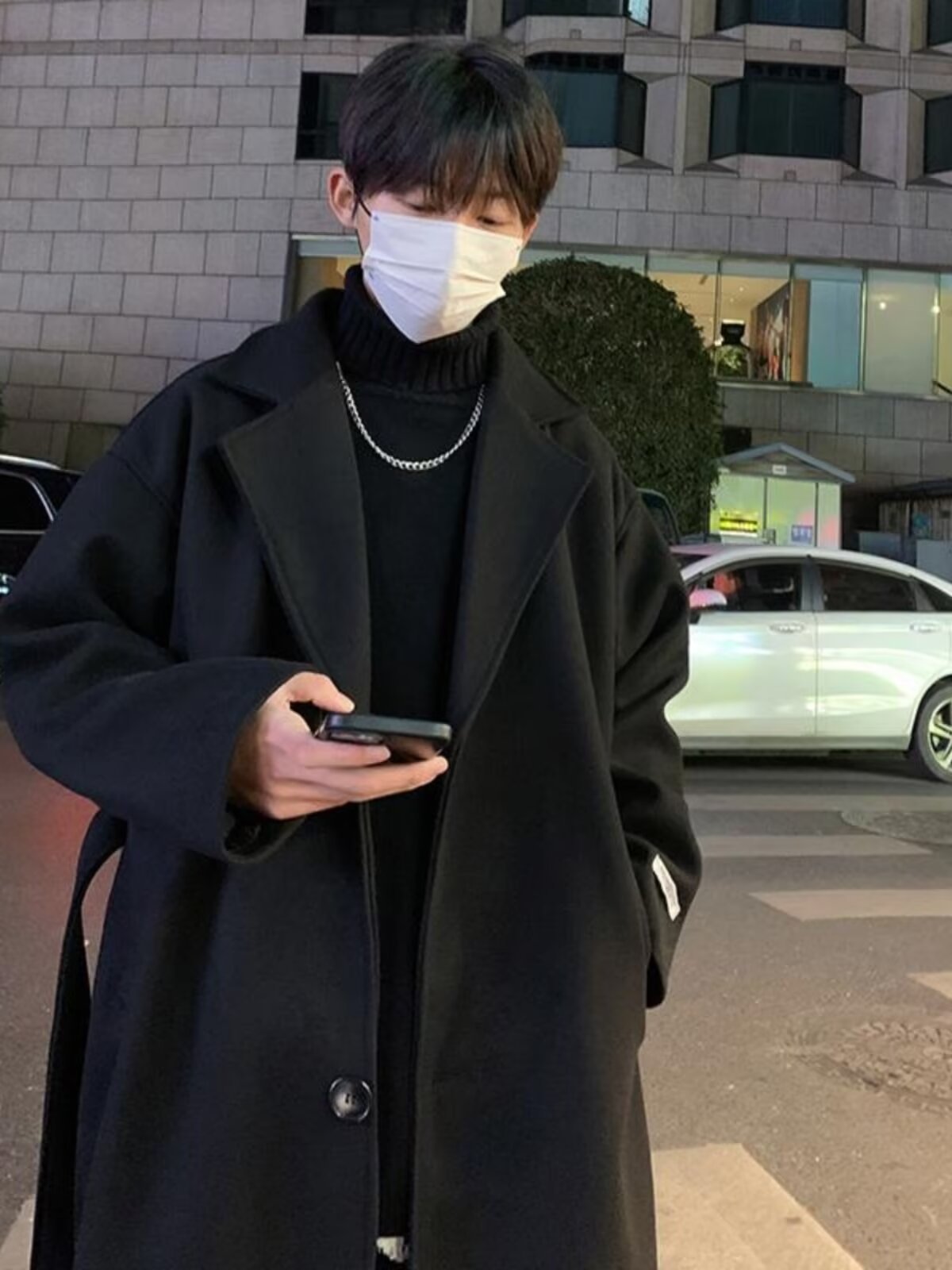 검은색