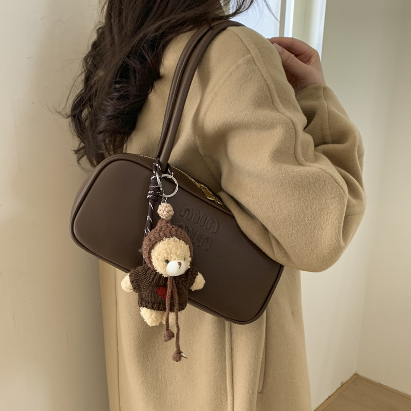 Retro texturas coreanas bolsas debajo de las axilas para mujeres 2025, invierno nuevo bolsas de almohada de estilo extranjero, bolsas de hombro de Boston.