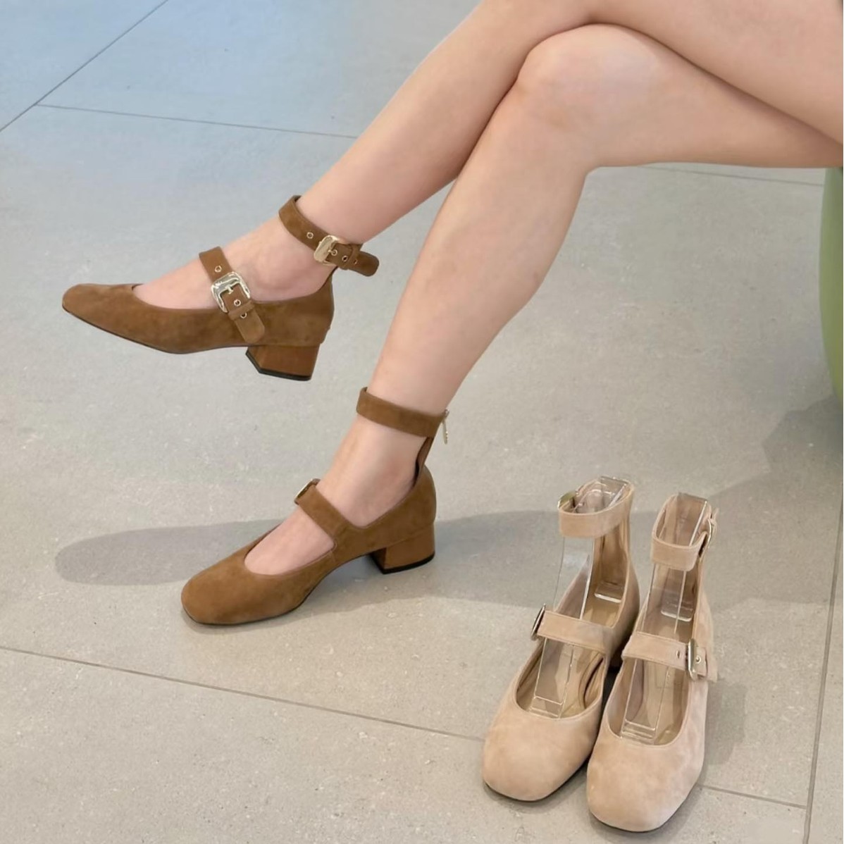 Big Brand Same Style One-Strap Mary Jane Shoes 2025 Spring & Fall Rear Zipper Shallow Mouth Round Toe Medium Heel Flats for Women Thick Heel