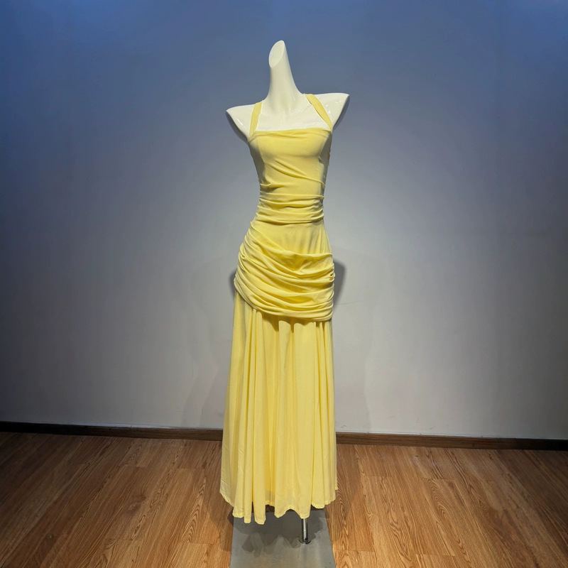 Korean-Style Elegant Halter-Neck Tie-Up High-Waist Pleated Long Dress, Slimming Chiffon Gown, Bridesmaid Dress, Toast Dress Korean-Style Elegant Halter-Neck Tie-Up High-Waist Pleated Long Dress, Slimming Chiffon Gown, Bridesmaid Dress, Toast Dress