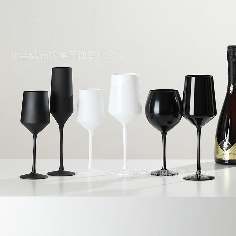 Copa de champán de pintura de niebla negra blanca creativa de vidrio de vino tinto mate negro esmerilado