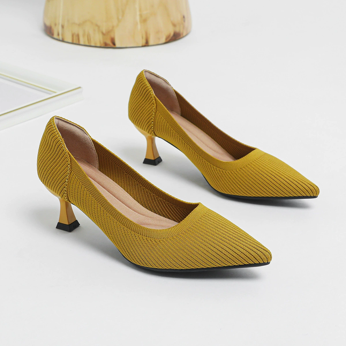 Туфли-лодочки на pointed toe для женщин, дышащая текстильная верхняя часть, EU 35–43, элегантный каблук-кошечка
