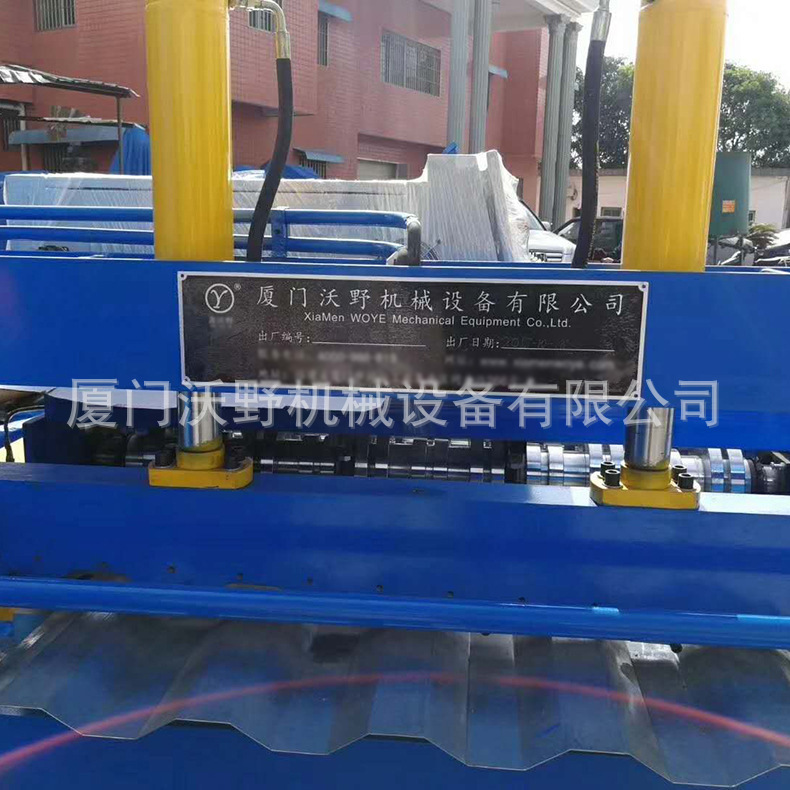 车厢顶板成型机高强钢汽车箱板机普通板液压集装箱板机冷弯机