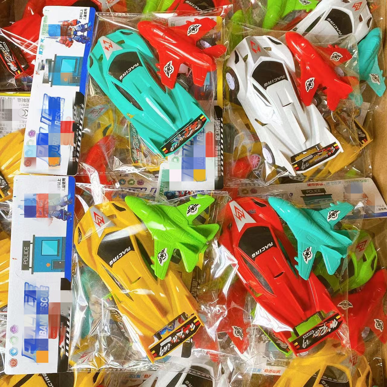 Juguetes infantiles nuevos aviones de retroalimentación empujan modelo de automóvil ferrule regalo jardín de infantes tienda de dos yuanes al por mayor