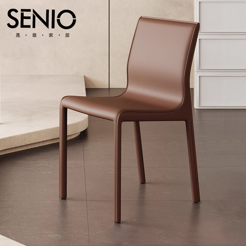 Silla de montar minimalista de estilo italiano, silla de comedor de cuero, respaldo para el hogar, silla de cuero de restaurante, diseño de hotel nórdico de alta gama, silla simple