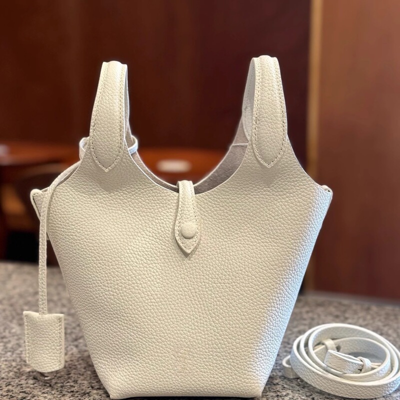 2025 New Poloplay Niche Old Money Style Vegetable Basket Bucket Bag Portable Soft Cowhide Large Capacity Mother-In-Law Bag