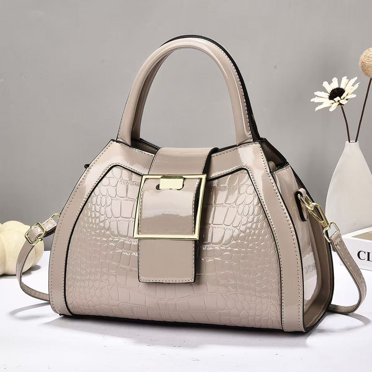 Bolsa de mano de piel brillante de piedra de gran capacidad simple atmósfera mochila de hombro de moda casual bolsas transfronterizas