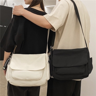 ��ʿб���������ϵ�L���b�]������eins�������а��W���μ��Ů