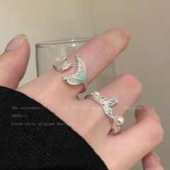 グラデーションの魚の尾のジルコンの口の指輪の女子学生のファッションのシンプルなデザインの感覚の食の指の指輪の小さい大衆の精巧な百合の指輪