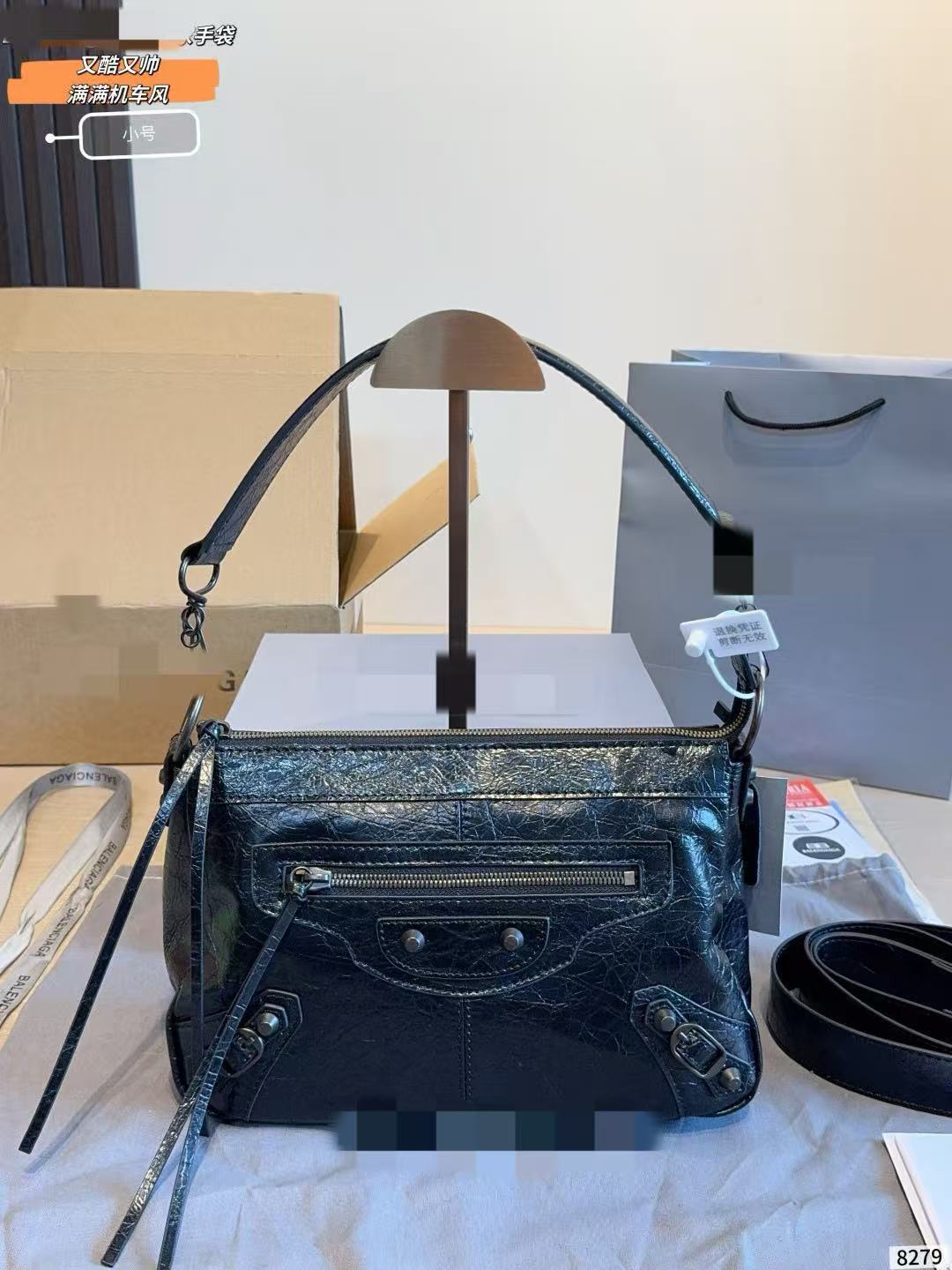 Ba Jia Original Oil Wax Leather Motole Motorcycle Bag Versatile Fashion Underarm Bag Retro Niche Shoulder Crossbody Bag